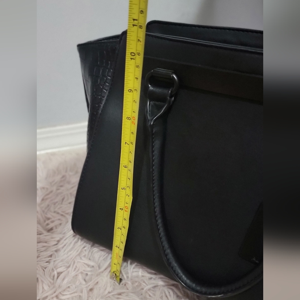 Aldo Black Hand /Cross Body Bag - Picture 2 of 16